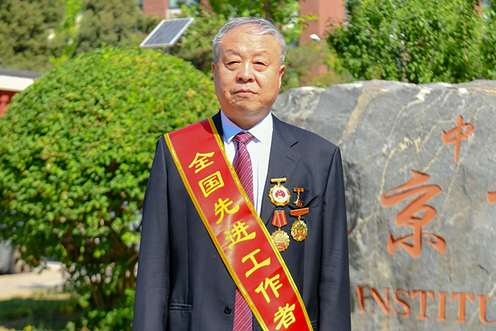 侯水生.jpg